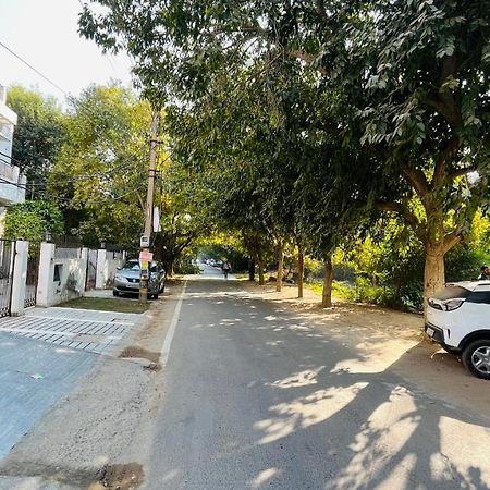 Hotel Starline Sector 28 Γκουργκάον Εξωτερικό φωτογραφία