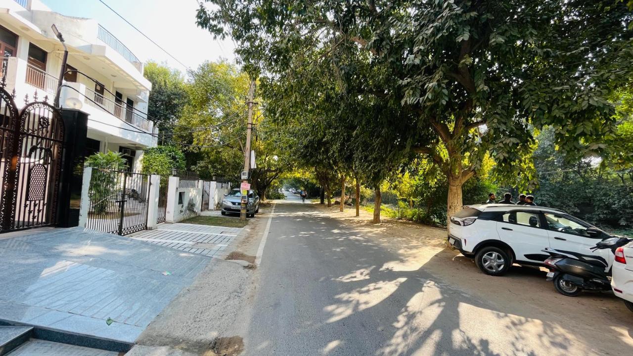 Hotel Starline Sector 28 Γκουργκάον Εξωτερικό φωτογραφία